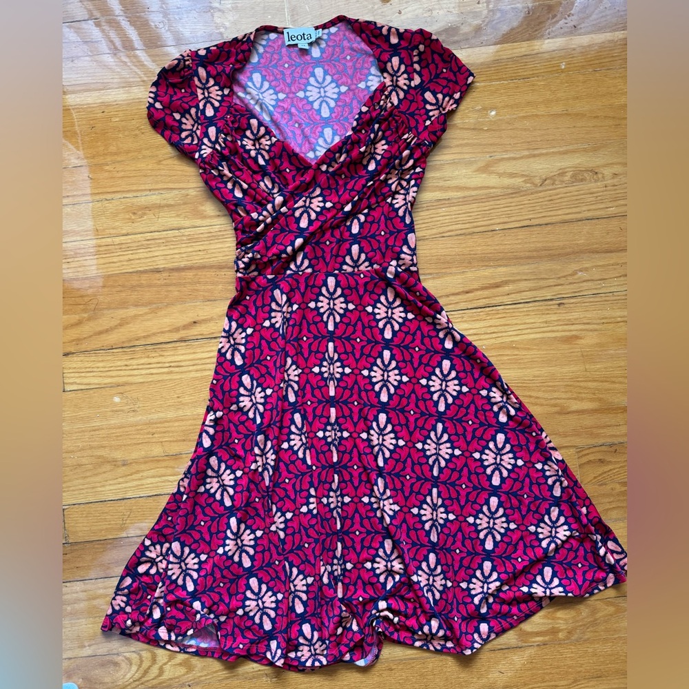 NWOT Leota Wrap Dress Red Orange Floral Print Tie Waist Extra Small